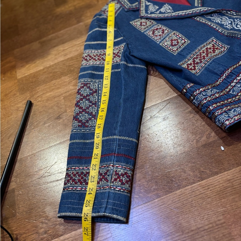 Coldwater Creek Embroidered Denim Jacket Women’s Large Boho Folk Festival - Picture 15 of 15